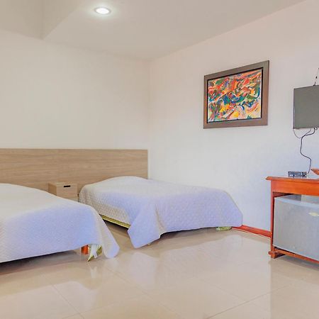 Hotel Arrayanes Del Quindio Montenegro Exteriör bild