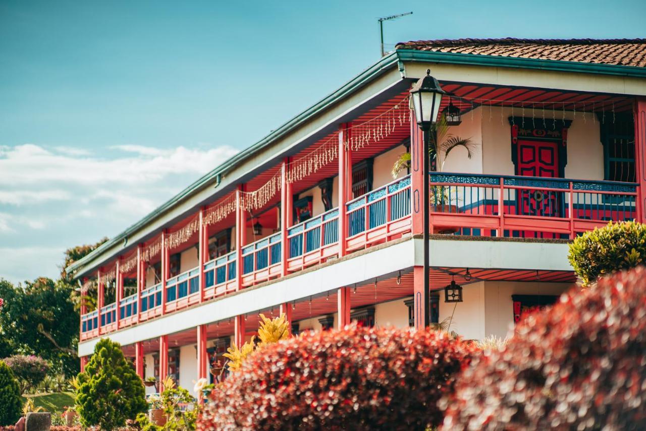 Hotel Arrayanes Del Quindio Montenegro Exteriör bild