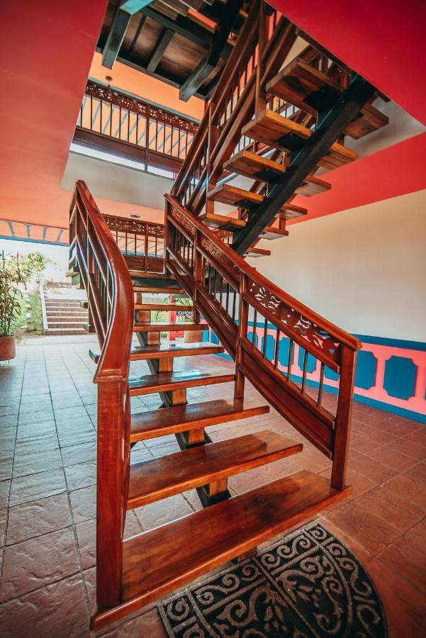 Hotel Arrayanes Del Quindio Montenegro Exteriör bild