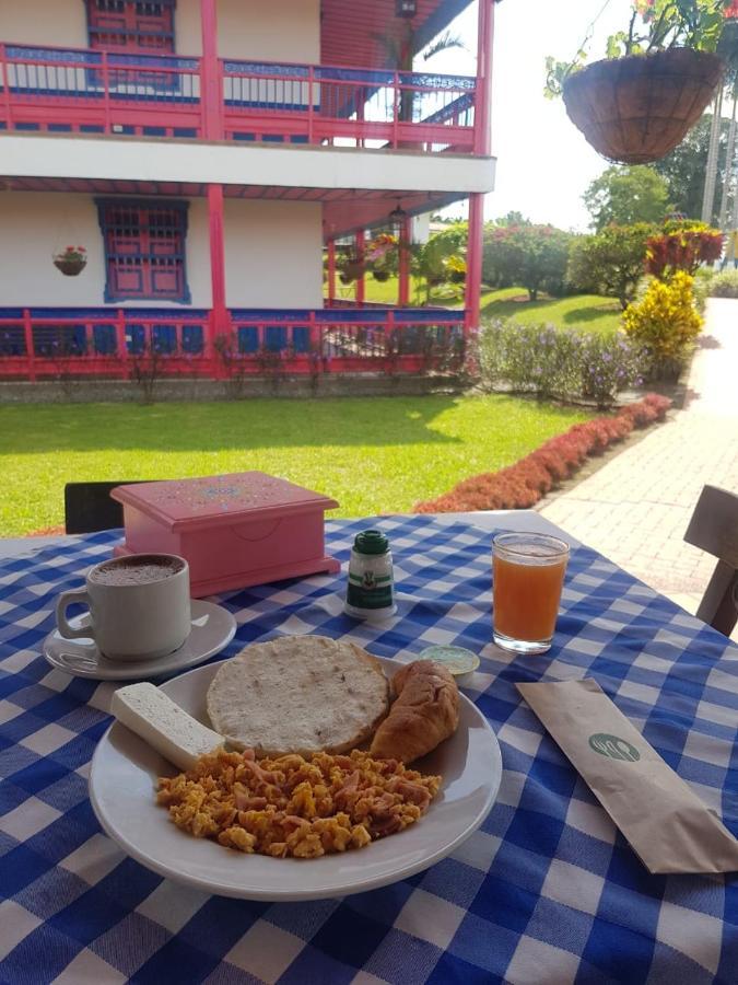 Hotel Arrayanes Del Quindio Montenegro Exteriör bild