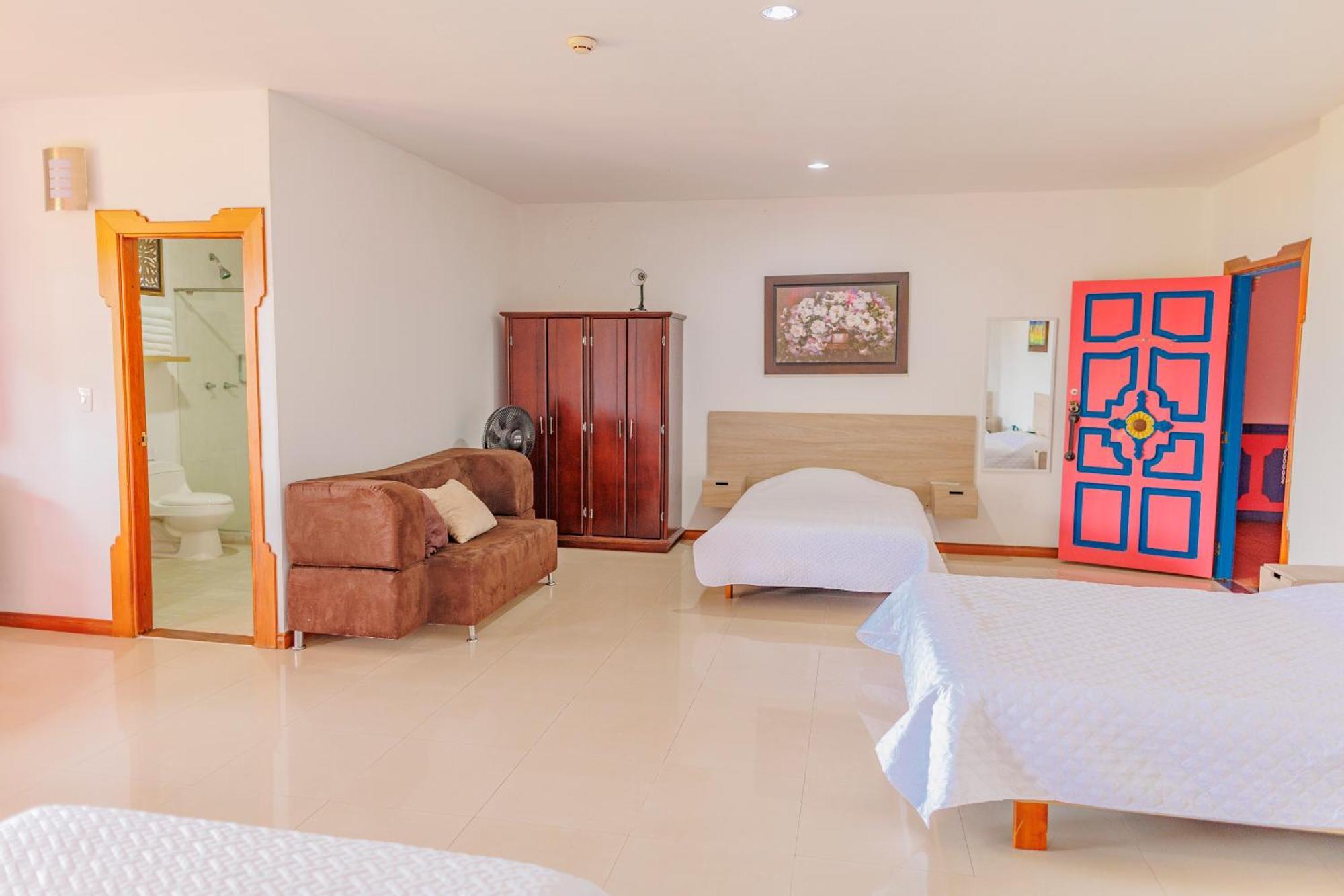 Hotel Arrayanes Del Quindio Montenegro Exteriör bild