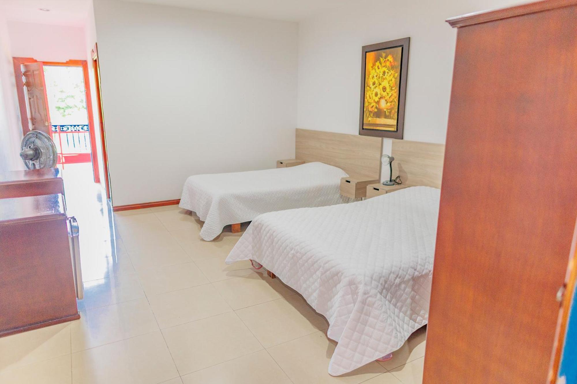 Hotel Arrayanes Del Quindio Montenegro Exteriör bild